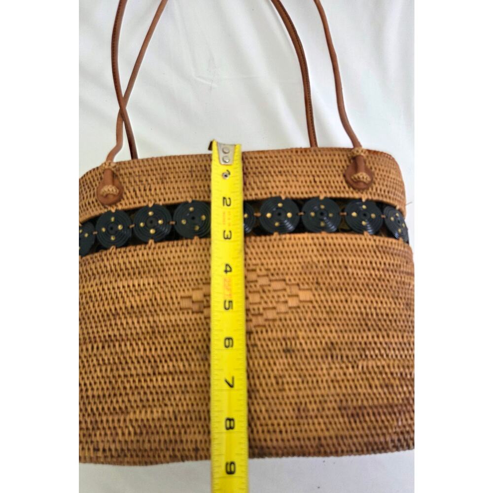 Vintage Handwoven Rattan Purse with Fabric interior, Leather Straps - Picture 5 of 7
